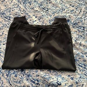 Black stretchy dress pant casual and comfy jogger style